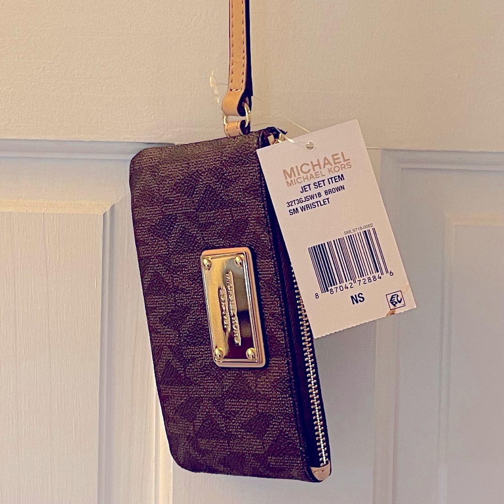 Michael Kors Small Brown/Tan Wristlet with Adjustable Handle /Gold Clasp (NWT)